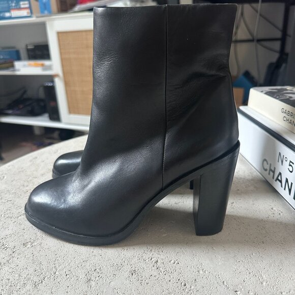 Seychelles‎ Black Leather Block Heeled Ankle Boots Size 7 - Picture 2 of 8